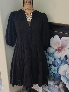Gibson Latimer Black Eyelet Tiered Mini Dress